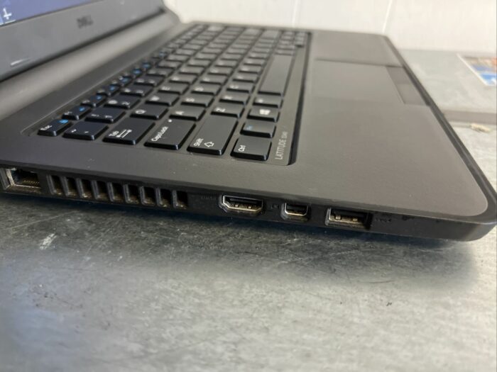 Dell Latitude 3340